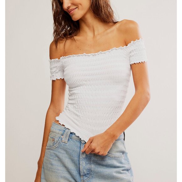 🆕 FREE PEOPLE Pucker Up Seamless Tee / Clean Ivory - Picture 1 of 6